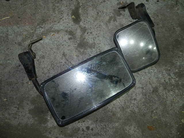 Зеркало основное двойное с кронштейном лев. б/у для Scania (Скания)