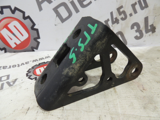 Кронштейн амортизатора даф 105 задний. Кронштейн амортизатора кабины daf 105. Задний кронштейн кабины скания. Кронштейн амортизатора кабины. Кронштейн амортизатора кабины даф 105 передний.