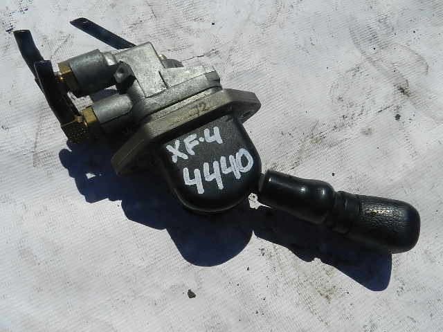 Кран стояночного тормоза (ручник) б/у 2324301 для DAF (Даф) XF95