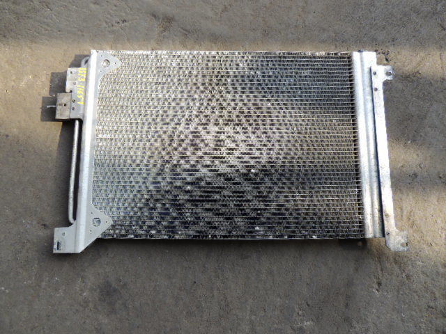 Радиатор кондиционера основной б/у для Iveco (Ивеко)