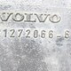 Кронштейн реактивной тяги правый (ляжка) б/у 21272066 для Volvo (Вольво) VOLVO - 1