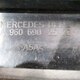 Накладка лобового стекла правая б/у A9606902570 для Mercedes-Benz (Мерседес) MB - 2