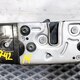 Замок двери левый б/у 84086963 / 84012028 / 82142379 для Volvo (Вольво) - 1