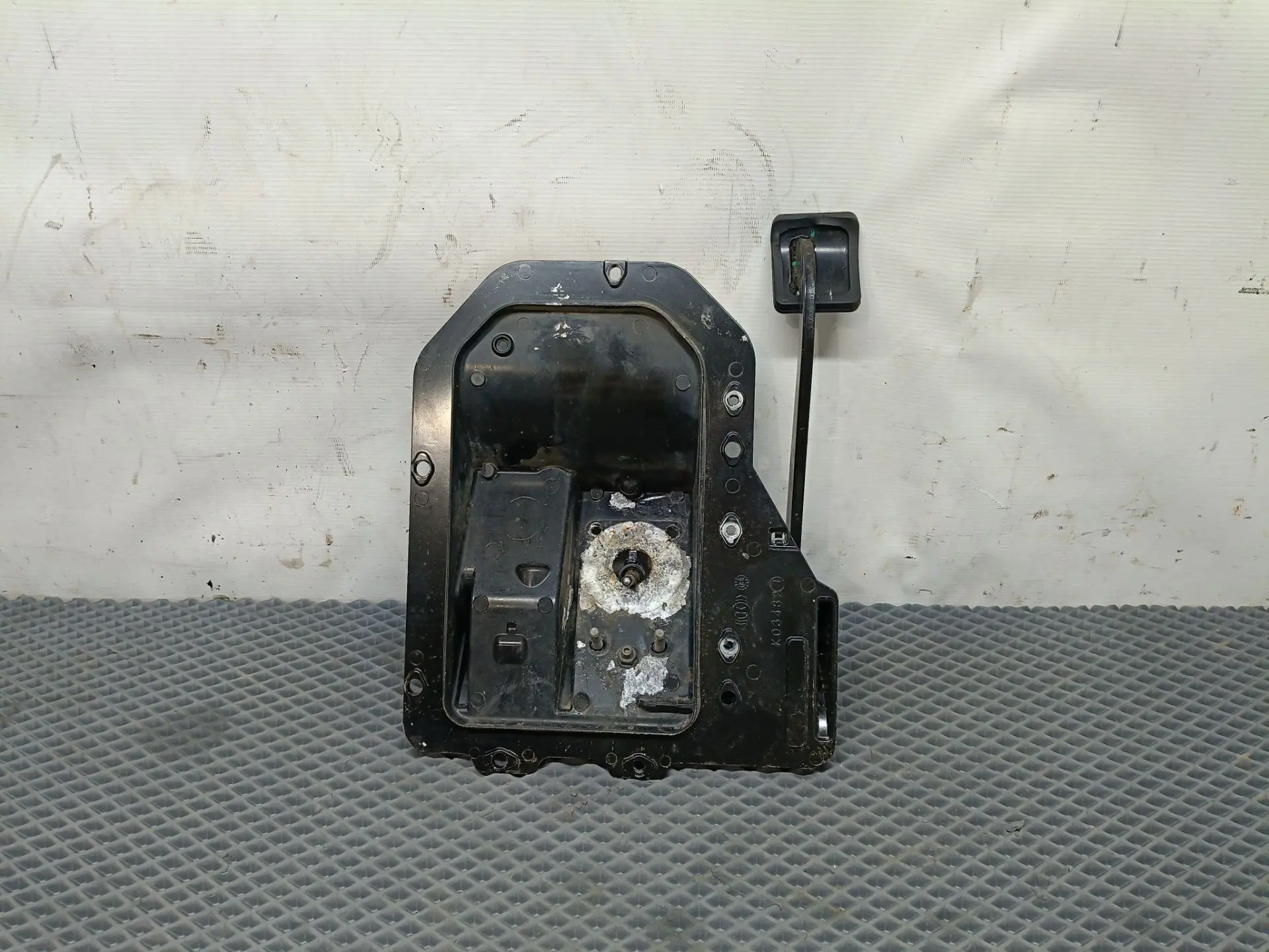 Блок педалей б/у 82424669 / K034826 / 82424679 для Volvo (Вольво) VOLVO - 3