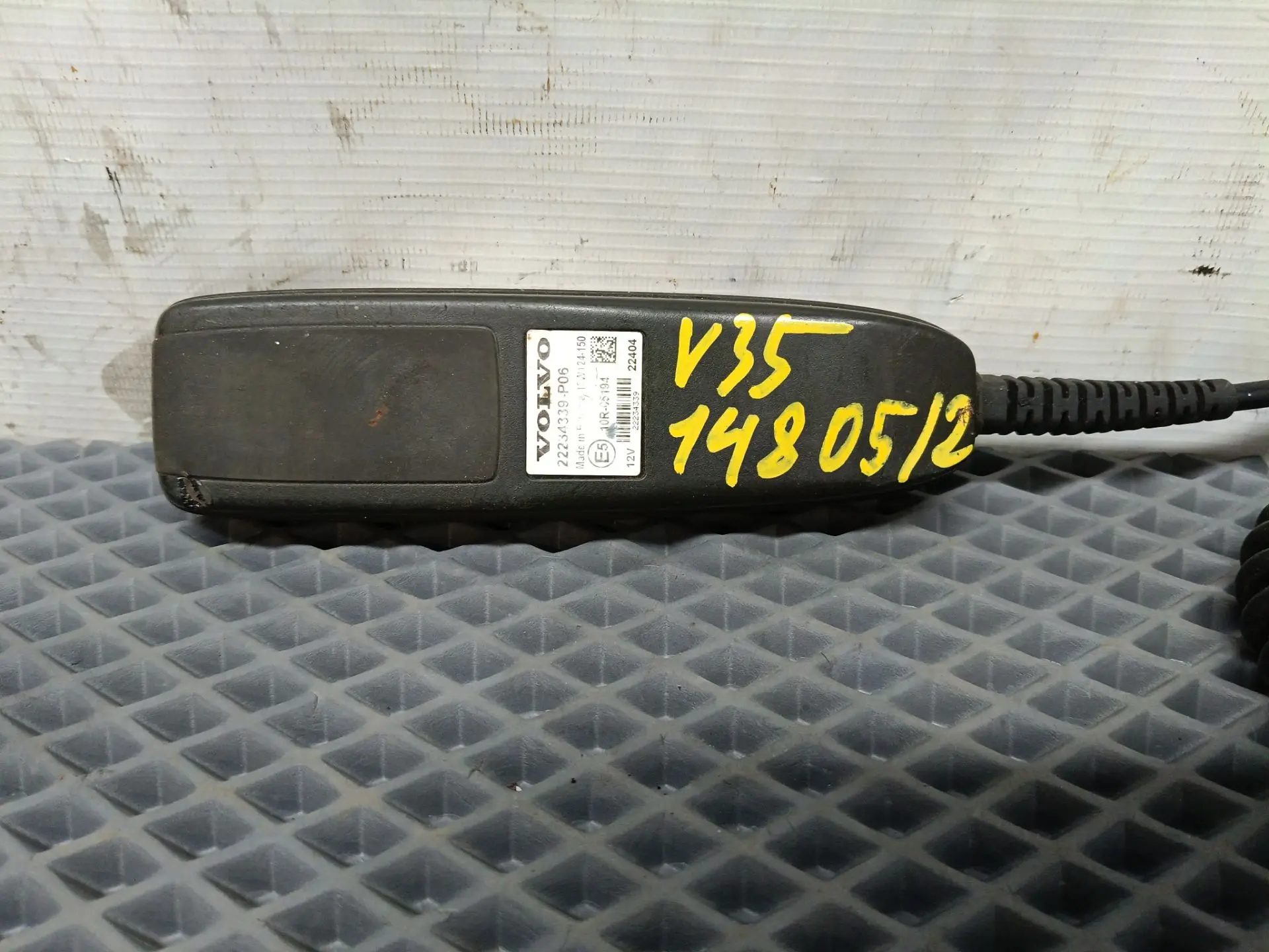Пульт управления подвеской  б/у 22234339 / 22234339-P05 для Volvo (Вольво) - 1