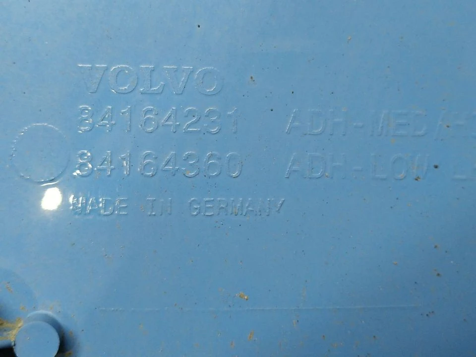 Спойлер кабины верхний левый б/у 84164231 / 84038538 / 84164360 / 84090820 для Volvo (Вольво) - 2