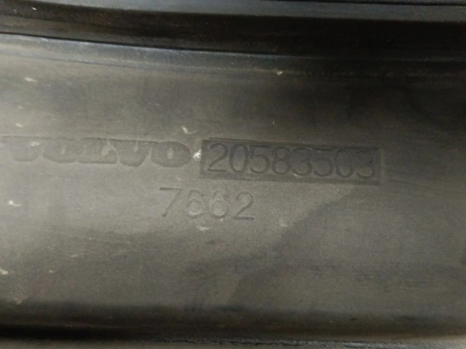 Пыльник рулевой колонки б/у 20583503 для Volvo (Вольво) - 3