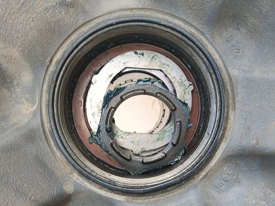 Ступица передняя б/у 1026659 для Volvo (Вольво) - 2