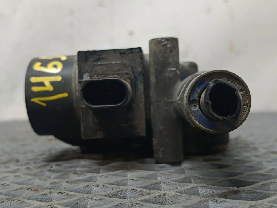 Кран ABS  б/у K038400 / 21327360 для Volvo (Вольво) KNORR - 3
