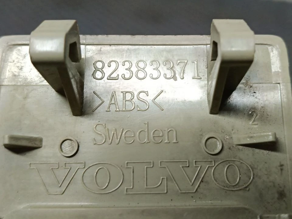 Рамка клавиш б/у 82383371 для Volvo (Вольво) - 2