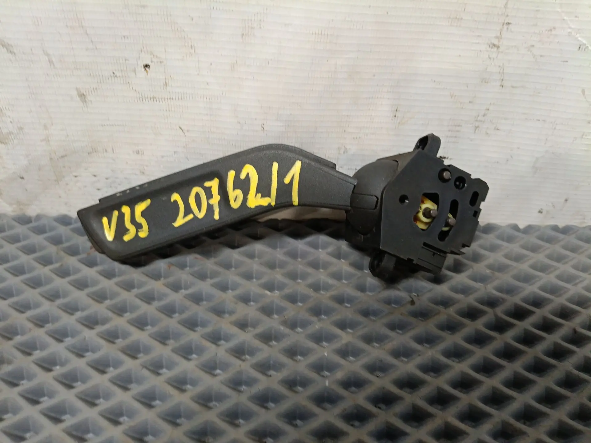 Переключатель подрулевой б/у 22860391 для Volvo (Вольво) - 2