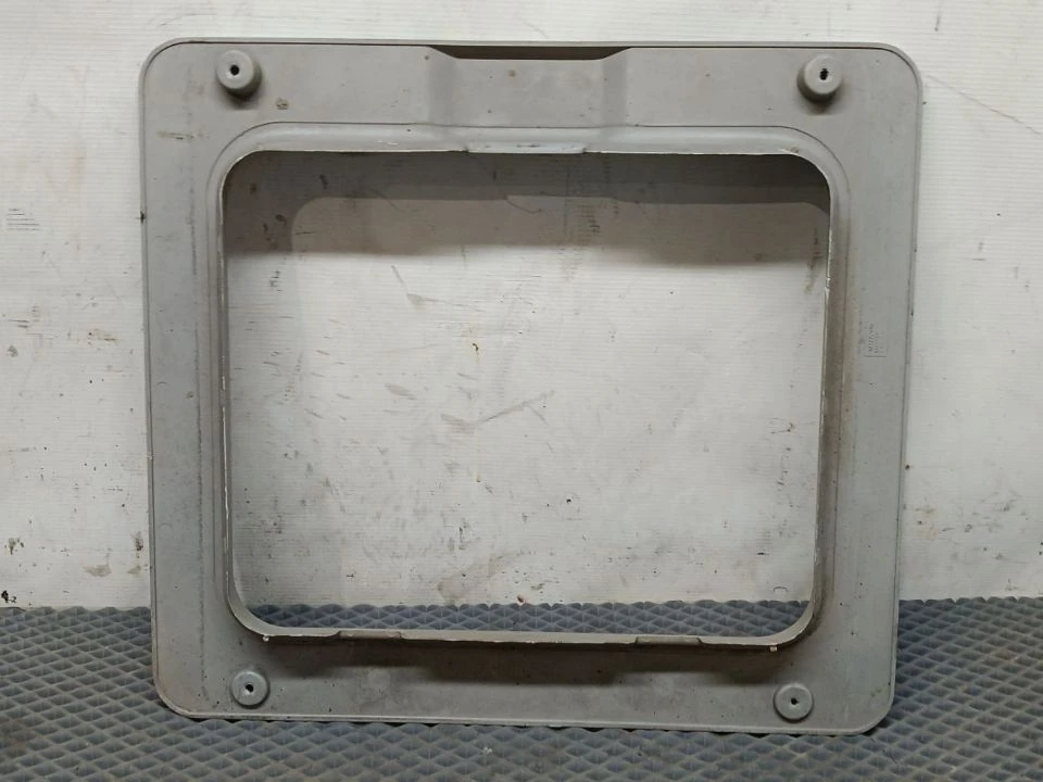 Рамка люка кабины б/у 81400580 / 20379768 для Volvo (Вольво) - 1
