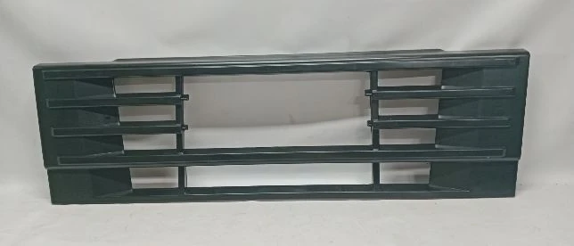 Решетка радиатора нижняя. нов. 8144482 для Volvo (Вольво) SAMPA - 2