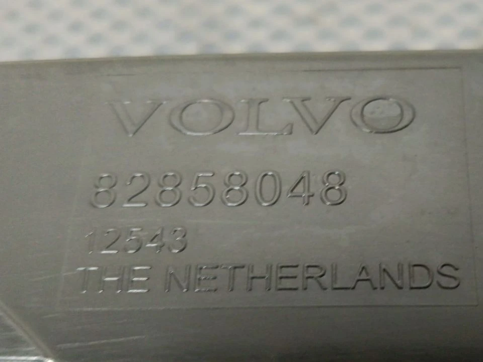 Вещевой ящик верхней консоли ( Бардачок ) б/у 82858048 для Volvo (Вольво) - 3
