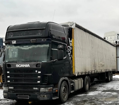 В разборе Scania R114 LA4X2NA 380